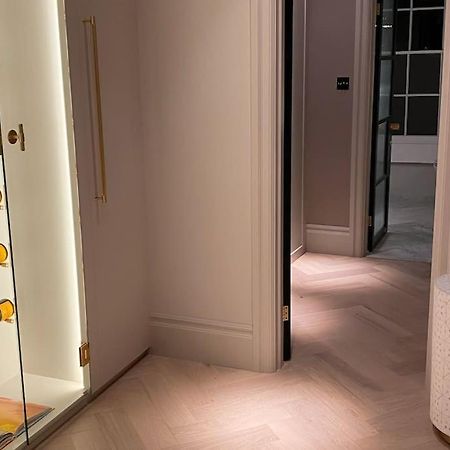 Luxury Georgian Apartment - 5 Minute Walk To Spa Bath Esterno foto