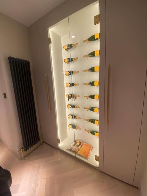 Luxury Georgian Apartment - 5 Minute Walk To Spa Bath Esterno foto