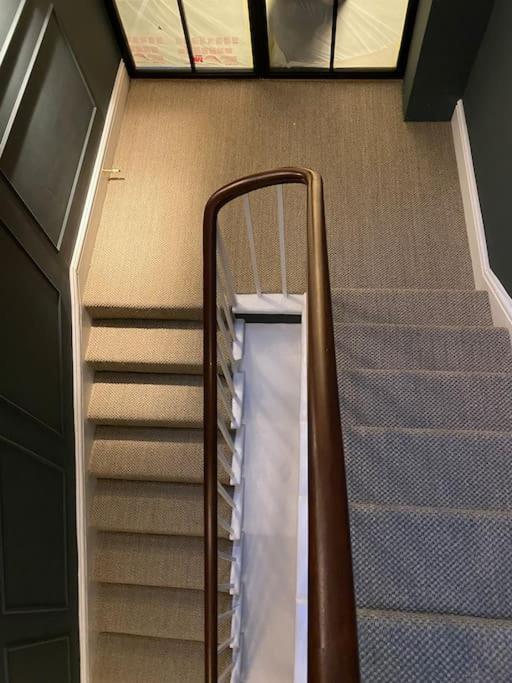 Luxury Georgian Apartment - 5 Minute Walk To Spa Bath Esterno foto